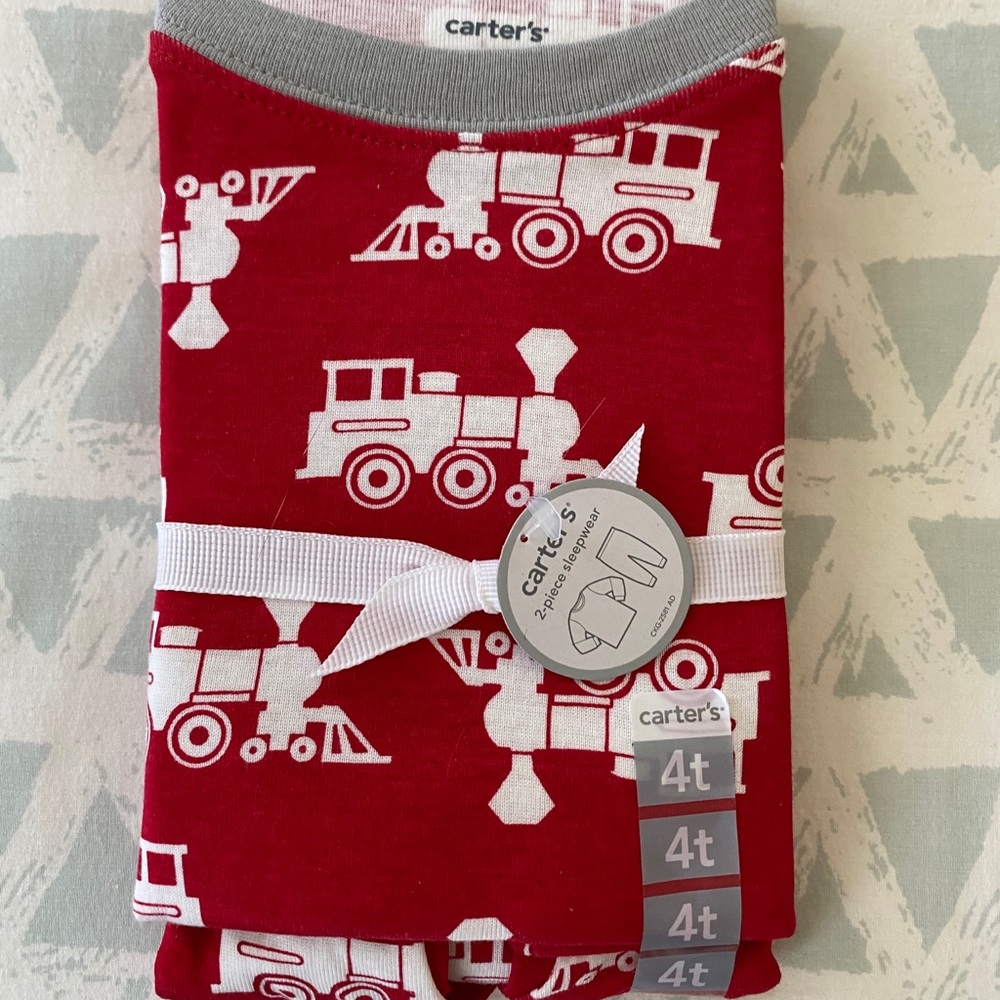 NWT Carter’s red train pajama set
